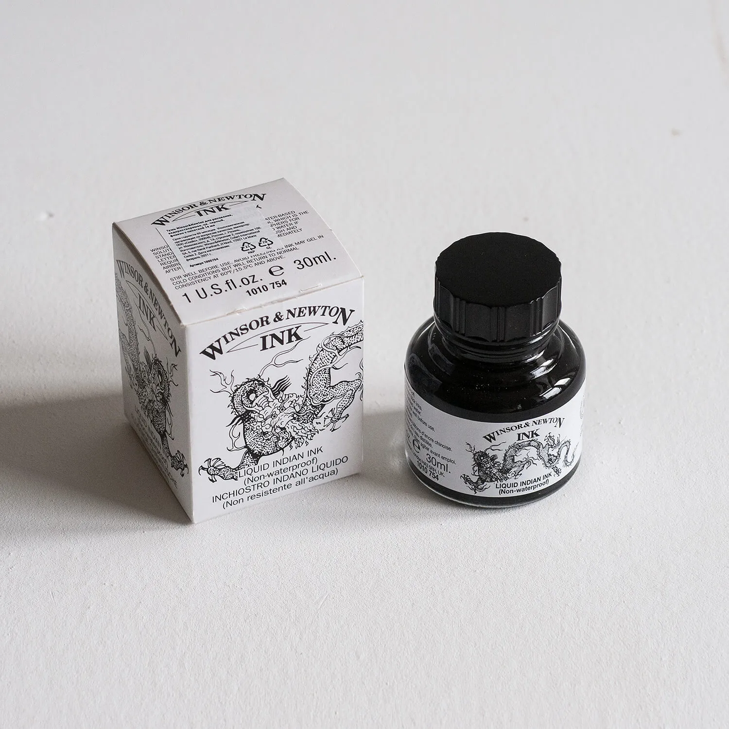 Тушь Winsor&Newton, чёный китайский "Дракон", 30 мл, чёрная Тушь Winsor&Newton, чёный китайский "Дракон", 30 мл, чёрная