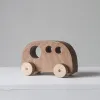 Игрушка из дерева "Автомобиль"