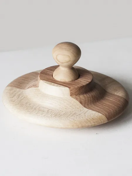 Игрушка из дерева "НЛО"